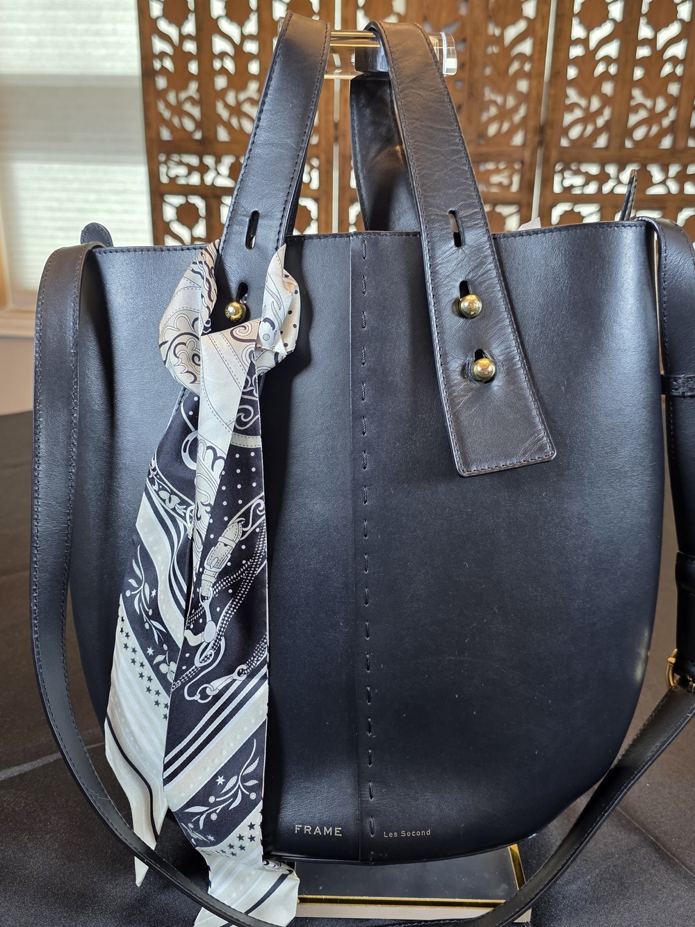 FRAME Les Second Black Leather Bucket Bag Crossbody Tote with Removable Pouch